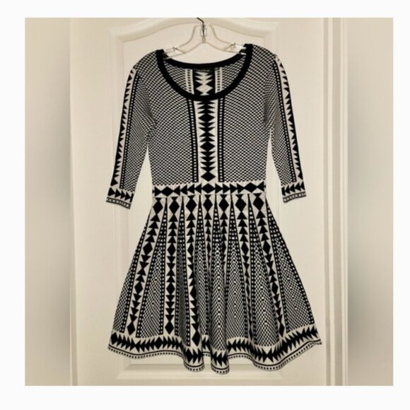 Black and White Geometric Pattern Dress - Picture 3 of 3